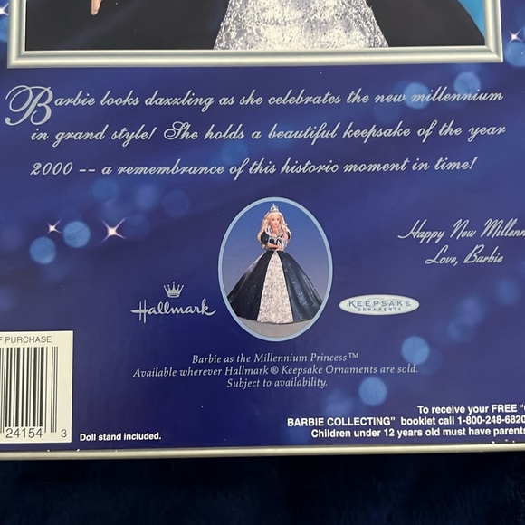 Mint Condition Barbie Millenium Princess (2000) - Picture 4 of 4
